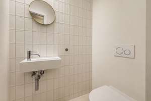 ZOOVIERTEL: WOHNEN IM HAUS BRUNO LAMBART - MIT HISTORIE, DESIGN & VIEL LICHT – Schillerstrasse 12, 40237 Düsseltal, Düsseldorf – Vorschaubild 10