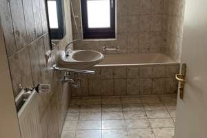 Dachgeschoss, 2,5 Zimmer, U-Bahn Rotkreuzplatz 50m, Grünwaldpark 250m – Volkartstraße 10, 80634 Neuhausen, München – Vorschaubild 7