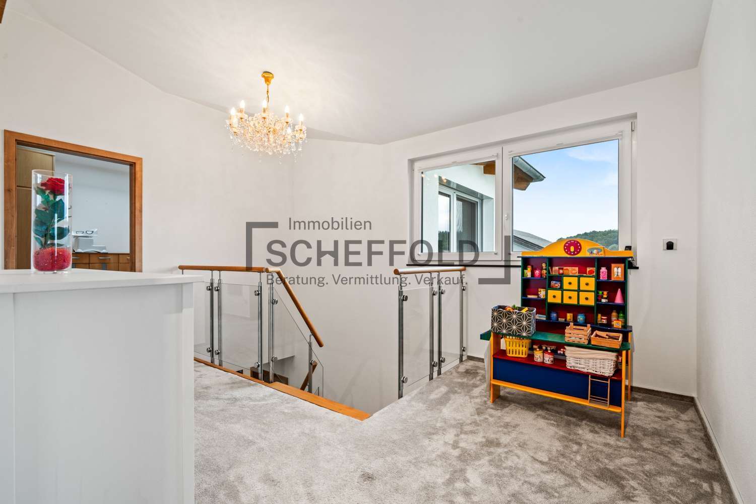 Immobilie in Gutenzell-Hürbel - Komfortabel! Zeitgemäßes Wohnkonzept mit Technik, Stil und Effizienz - Bild 8