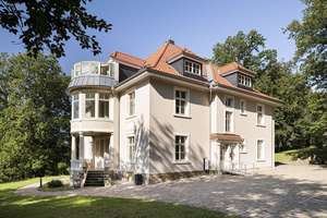 Schledehausen - Am Berg - Repräsentative Villa – individuelle Wohnkonzepte neu gedacht – 49143 Bissendorf – Vorschaubild 1