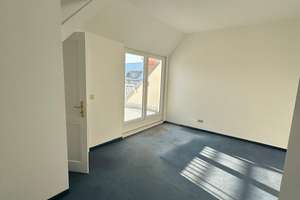 Dachgeschosswohnung mit 2 Terrassen in Karlshorst und sehr guter Lage – Godesberger Straße 6, 10318 Karlshorst, Berlin – Vorschaubild 6