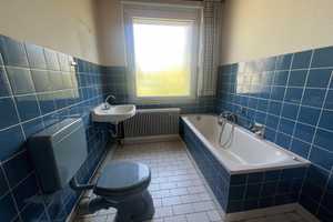 JEDE MENGE MÖGLICHKEITEN - GROSSZÜGIGE DOPPELHAUSHÄLFTE MIT  KELLER, GARAGE UND GARTEN IN GE-ERLE! – Gelsenkirchen – Vorschaubild 12