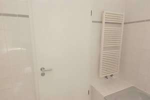 helle und freundliche Wohnung mit freiem Blick und TG-Stellplatz – Dovestr. 11, 10587 Charlottenburg, Berlin – Vorschaubild 9