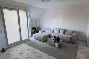 Lebendig wohnen: 2,5-Zimmer-Dachgeschosswohnung in Vellmar – Simmershäuser Str. 4, 34246 Vellmar – Vorschaubild 2