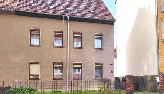Bild von Teilsaniertes Mehrfamilienhaus, gute Lage von Altenburg, auch zur gewerblichen Nutzung zu verkaufen
