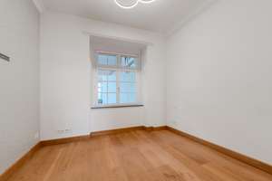 Kameha Residence: Exklusive 4-Zimmer-Wohnung mit Rheinblick, Aufzug, EBK, 2 Bädern, TG-Stellplatz – Die vollständige Adresse der Immobilie erhältst du vom Anbieter., 40213 Altstadt, Düsseldorf – Vorschaubild 30