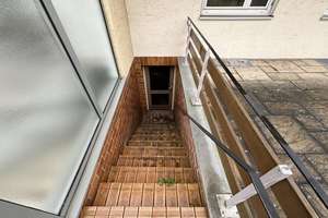 NBG-EIBACH: KOMPLETT SANIERUNGSBEDÜRFTIGES 2-FAMILIEN-REIHENMITTELHAUS OHNE GARAGE IN RUHIGER LAGE – Riedenburger Straße 39, 90451 Röthenbach Ost, Nürnberg – Vorschaubild 55