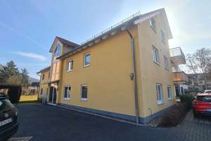 Lichtdurchflutete Dachgeschosswohnung mit zwei Balkonen, Keller und Stellplatz – Günter-Hartenstein-Straße 6, 34537 Bad Wildungen – Vorschaubild 3