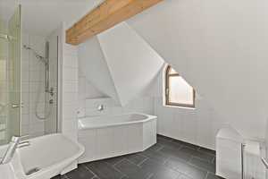 Großzügige 2-Zimmer-Dachgeschosswohnung mit Balkon und Blick auf die Markttürme – Graseweg 4, 6108 Halle (Saale) – Vorschaubild 7
