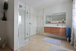 AIGNER - Hochwertiges Einfamilienhaus mit traumhaften Garten – Die vollständige Adresse der Immobilie erhältst du vom Anbieter., 86495 Eurasburg – Vorschaubild 8
