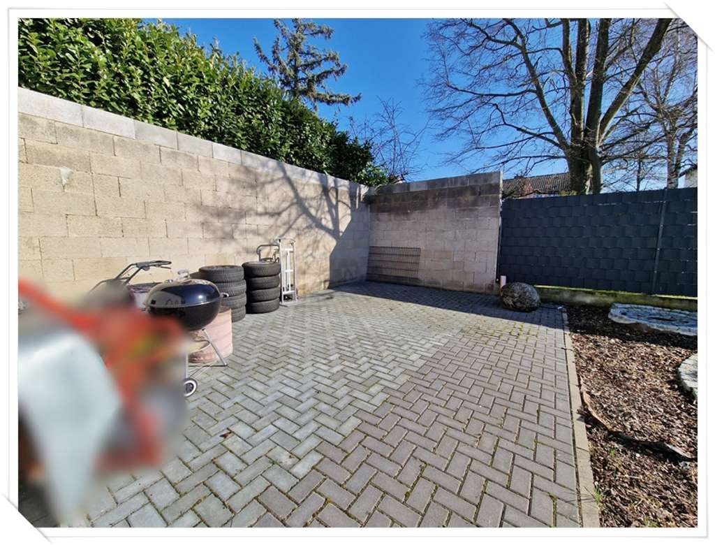 Immobilie in Hahnheim - Freistehendes sniertes EFH mit Charme++++ komplett unterkellert inkl Garage + 4 Stellplätze - Bild 2