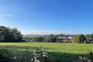 Doppelhaushälfte mit schönem Garten in bester Lage der Solinger-Südstadt. – Die vollständige Adresse der Immobilie erhältst du vom Anbieter., 42657 Solingen-Mitte, Solingen – Vorschaubild 4