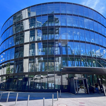 Privater Büroraum für 2 Person in Regus Leuchtenbergring