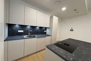NEUBAU FOUR: exklusive 3 Zimmer-Wohnung mit tollem Ausblick und Loggia – Die vollständige Adresse der Immobilie erhältst du vom Anbieter., 60311 Innenstadt, Frankfurt am Main – Vorschaubild 14