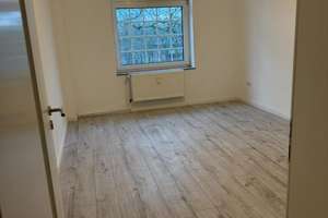 Frisch renovierte 3-Zimmer-Wohnung (KDB, Ess- und Wohnzimmer, 2 Schlafzimmer) – Altenessener Str. 124, 45326 Altenessen-Süd, Essen – Vorschaubild 5