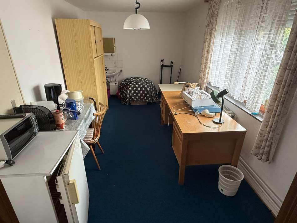 Schlafzimmer 1