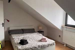 Voll möblierte 2-Zimmer-Dachgeschosswohnung – All-Inclusive, Nähe Höchst & Eschborn – 65936 Sossenheim, Frankfurt am Main – Vorschaubild 7