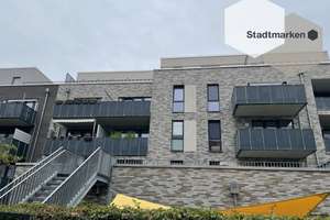 Stilvolle 2-Zimmer-Wohnung mit Balkon und Aufzug