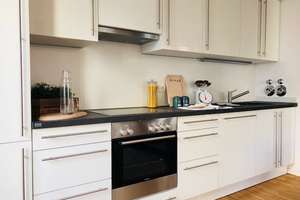 Helle 3-Zimmerwohnung mit Einbauküche * 2 Bäder * Balkon in Alt-Treptow – Kiefholzstr. 25, 12435 Alt-Treptow, Berlin – Vorschaubild 2