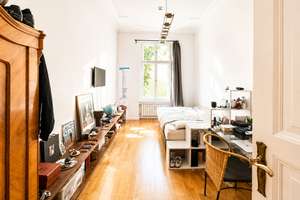 139 m² BERLINER ALTBAUPERLE  •  4 ZIMMER   • STUCK  •   BALKON   •  AUFZUG  •  NAHE KURFÜRSTENDAMM – Die vollständige Adresse der Immobilie erhältst du vom Anbieter., 10711 Halensee, Berlin – Vorschaubild 19