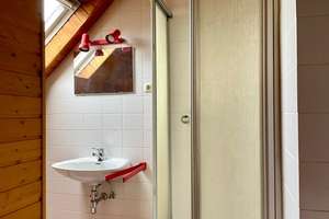 Solides und sonniges Zuhause: DHH, 7 Zimmer, großer Garten, 3 Garagen – Die vollständige Adresse der Immobilie erhältst du vom Anbieter., 53225 Vilich, Bonn – Vorschaubild 20