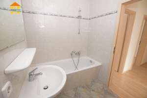 Die Traumwohnung in Hilbersdorf - Dachgeschosswohnung mit Balkon ! – Helmholtzstraße 39, 9131 Hilbersdorf, Chemnitz – Vorschaubild 10