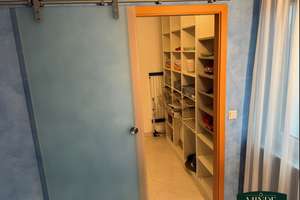 Stilvolle 3,5-Zimmer Wohnung mit Balkon in Bochum – Die vollständige Adresse der Immobilie erhältst du vom Anbieter., 44869 Höntrop, Bochum – Vorschaubild 8