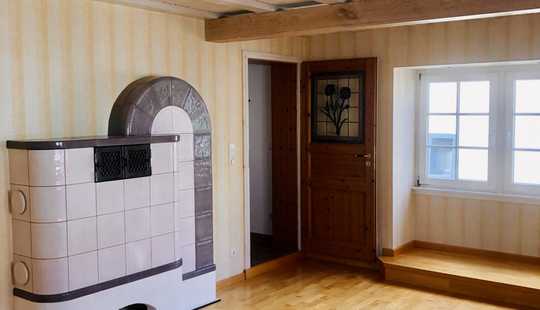 Bild von Historisches  MFH mit u.a. stilvoller 6 Zi.-Maisonettewohnung sowie großräumige Gewerbenutzung