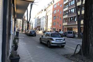 Stilvolle, modernisierte und vollmöblierte 2-Zi-Wohnung mit Balkon und Einbauküche in D – Brunnenstraße 37, 40223 Bilk, Düsseldorf – Vorschaubild 30