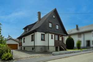 FÜR HOLZLIEBHABER! Freistehendes Einfamilienhaus mit großer Garage und schönem Garten
 – Ravensburg (Kreis) – Vorschaubild 9