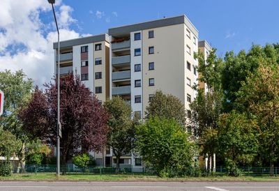 Gut aufgeteilte Wohnung in saniertem Wohhaus ruhiger Lage Nähe Uni - ideal auch für Studenten WG