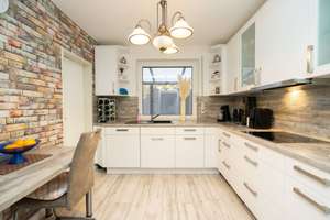 Modernes Reihenendhaus mit Stellplatz, Garten und vielen Extras – Die vollständige Adresse der Immobilie erhältst du vom Anbieter., 26133 Kreyenbrück, Oldenburg (Oldenburg) – Vorschaubild 9