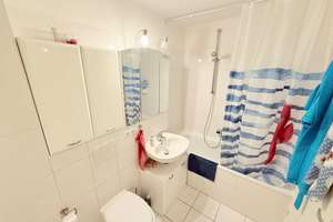 142 m² Wohn- & Nutzfläche – Familienfreundliches Reihenhaus in direkter Feldrandlage – Die vollständige Adresse der Immobilie erhältst du vom Anbieter., 81829 Trudering-Riem (Ortsteil), München – Vorschaubild 16