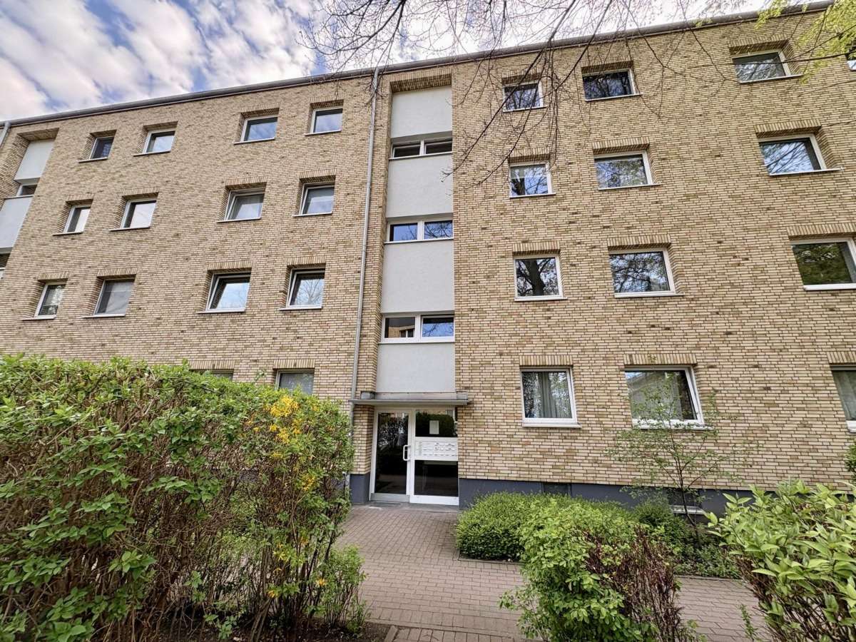 2,5-Zimmer-Eigentumswohnung mit Balkon in begehrter Lage von Hamburg-Hohenfelde, Hamburg – Bild 1