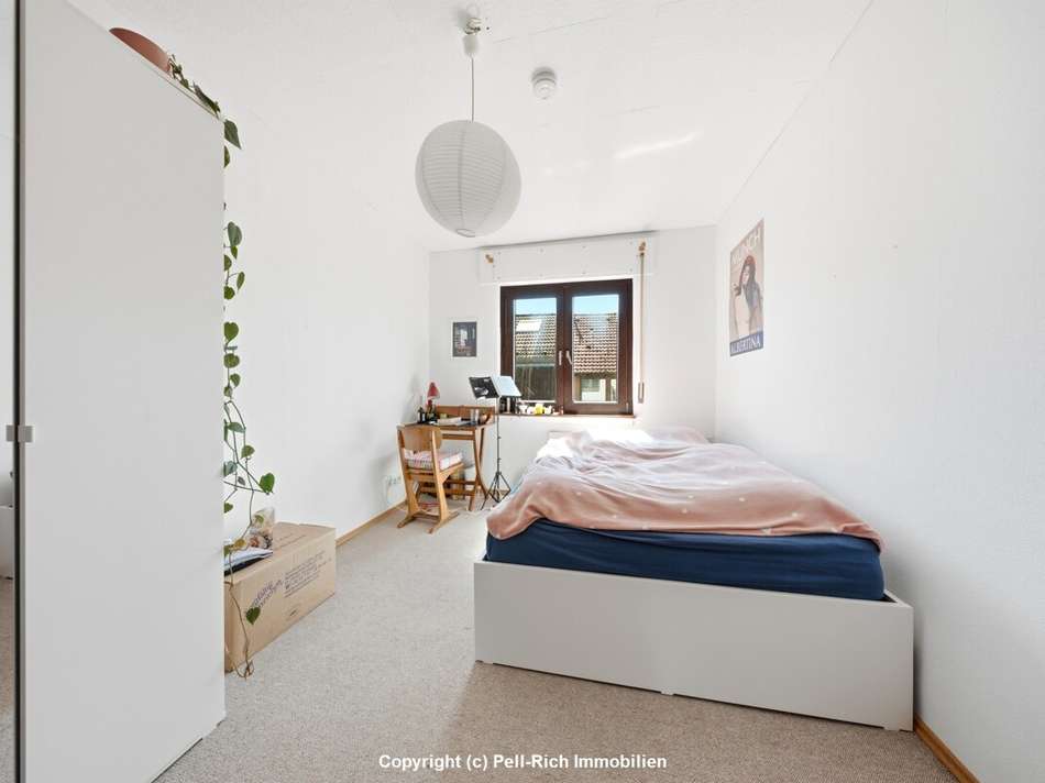 Schlafzimmer Vorderhaus OG