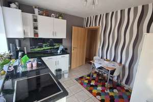 Lichtdurchflutete Dachgeschosswohnung mit zwei Balkonen, Keller und Stellplatz – Günter-Hartenstein-Straße 6, 34537 Bad Wildungen – Vorschaubild 6