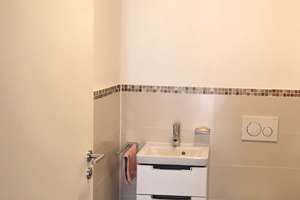Moderne 3-Zimmer  Wohnung in Odelzhausen – Hauptstraße 2 b, 85235 Odelzhausen – Vorschaubild 2
