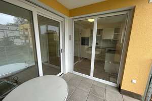 Lichtdurchflutete, barrierefreie Seniorenwohnung in Daxlanden – mit Einbauküche und Loggia – Die vollständige Adresse der Immobilie erhältst du vom Anbieter., 76189 Daxlanden, Karlsruhe – Vorschaubild 8