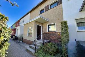 Ruhig gelegenes Reihenhaus nahe Hufeisensiedlung mit Garten und Dachterrasse in Berlin Britz – Die vollständige Adresse der Immobilie erhältst du vom Anbieter., 12359 Britz, Berlin – Vorschaubild 2