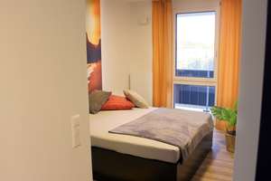 Möblierte Suite mit Balkon - Nur für 1 Person! – Oderstraße 194, 12051 Neukölln (Ortsteil), Berlin – Vorschaubild 3