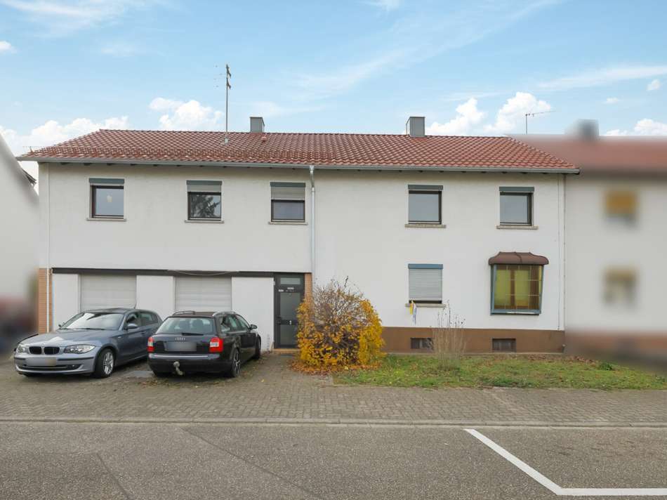 Straßenansicht