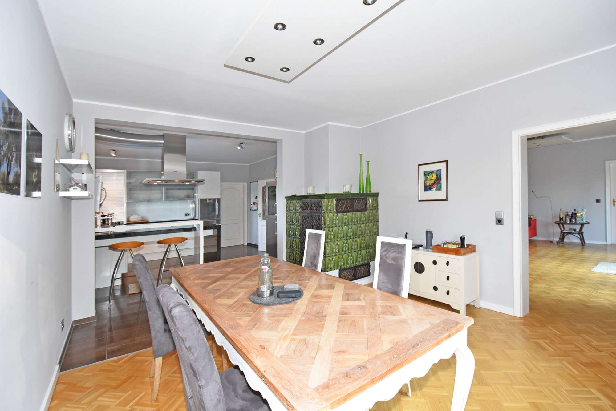 Immobilie in Aumühle - Naturnahes Raumwunder mit vielen Optionen:  Gepflegtes EFH mit Teilkeller und Doppelgarage - Bild 5