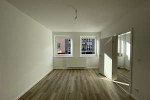 Singles aufgepasst! Gepflegtes Apartment in der Düsseldorfer Altstadt – Ratinger Straße 24, 40213 Altstadt, Düsseldorf – Vorschaubild 4