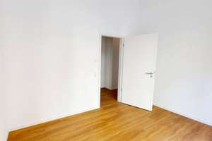 Erstbezug: Helle 3-Zi.Whg. mit offener Wohnküche und Loggia! – Zerzabelshofstraße 15, 90478 Ludwigsfeld, Nürnberg – Vorschaubild 9