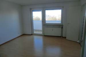 1 Zimmer-Appartement in München (Johanneskirchen) von Privat ab 1.9. frei!   – Preziosastr. 41, VII, 81972 Johanneskirchen, München – Vorschaubild 2