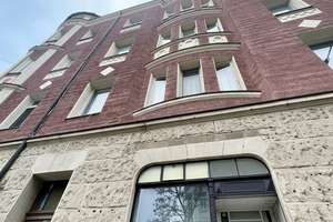 Property thumbnail 9