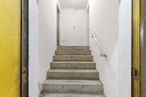 Reiheneckhaus in München / Einmalige Raumaufteilung / 5 Zimmer, Garten & viel Potenzial und TG-Platz – Die vollständige Adresse der Immobilie erhältst du vom Anbieter., 81673 Echarding, München – Vorschaubild 37