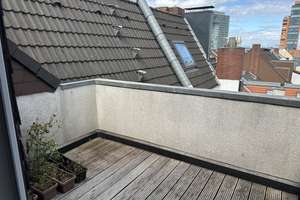 Exklusive Wohnung auf zwei Etagen mit Hobbyraum und kleiner Dachterrasse in begehrter Lage – 40219 Unterbilk, Düsseldorf – Vorschaubild 12