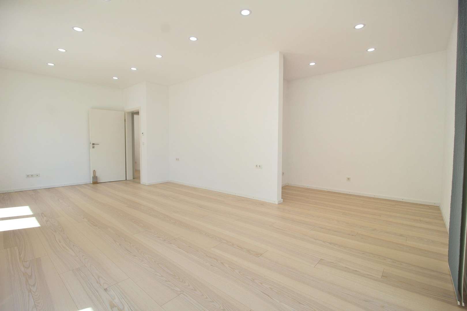 Immobilie in Außernzell - 2 Jahre altes Niedrigenergie Traumhaus am Waldrand - Smart-Home! - Bild 8