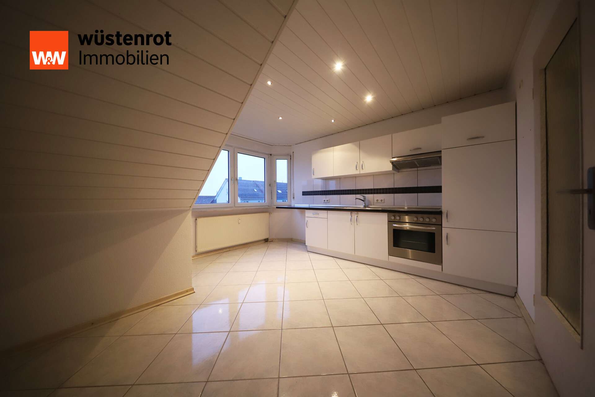 Immobilie in Jettingen - Interessantes Dreifamilienhaus für Kapitalanleger und Eigennutzer in gefragter Wohnlage! - Bild 4